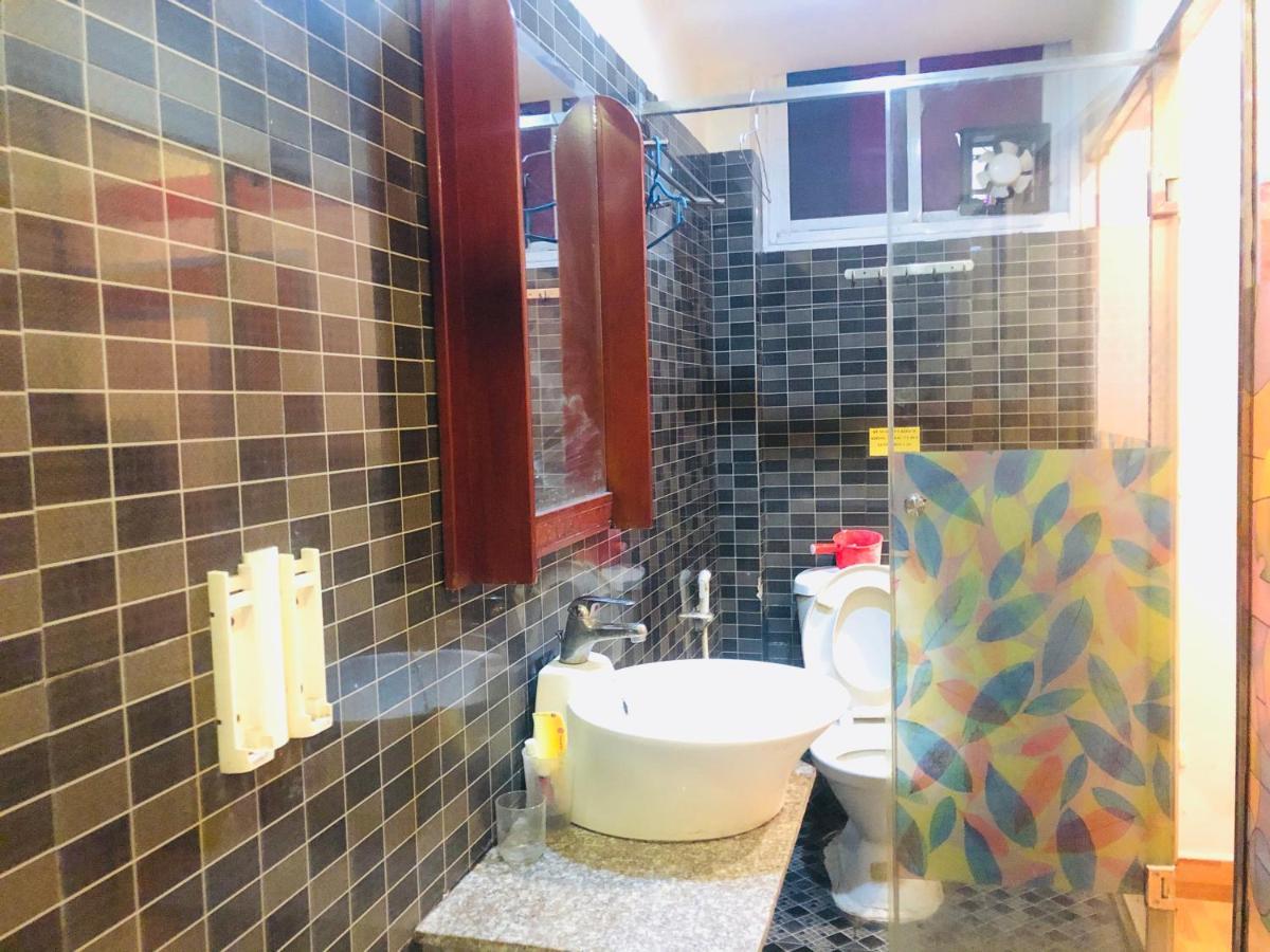 Oyo 1119 Sac Mau Motel 河内 外观 照片
